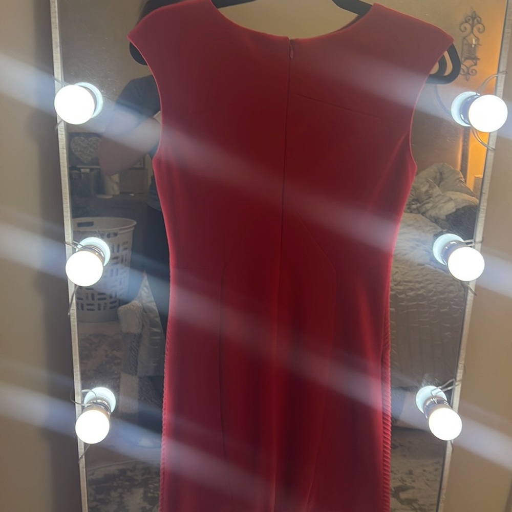 Esley Red Ribbed Textured Mini Dress - Picture 4 of 5
